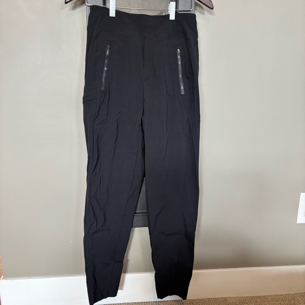 Athleta Trekkie North High Rise Jogger Black Travel Hiking Pants Women’s Size 0​